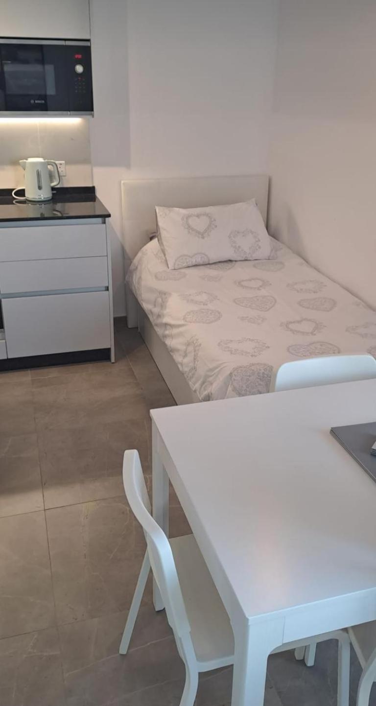 Beautiful Studio In Gibraltar - E1 Dış mekan fotoğraf